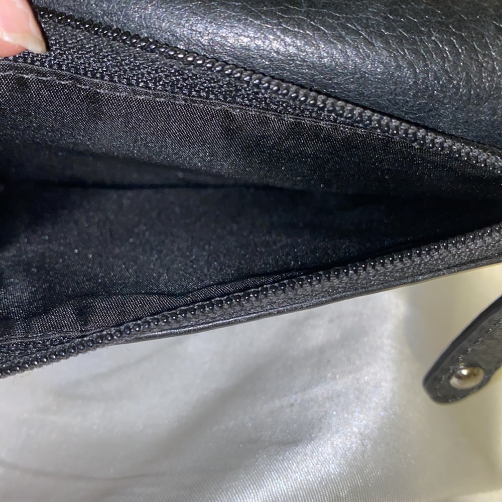 Black leather Coach wallet - Picture 10 of 11
